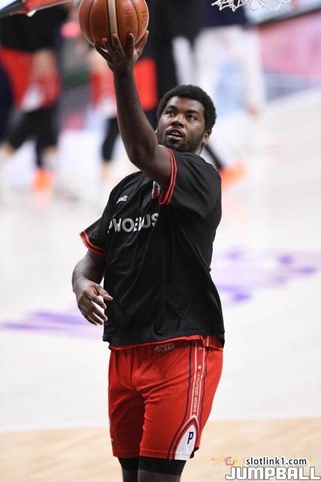 ‘6분 29초 출전 무득점’ 해먼즈, 부상 경미…치골염 ‘6분 29초 출전 무득점’ 해먼즈, 부상 경미…치골염