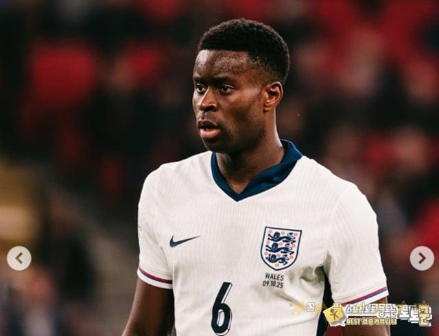 '679억→388억' 반토막난 이적료...맨시티, 계약 만료 앞둔 게히 눈물의 '땡처리' 영입